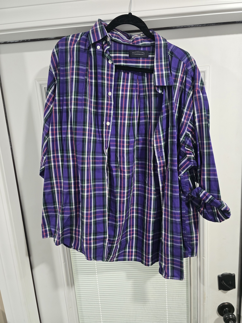 Roundtree & Yorke Purple Plaid Button-Down Shirt